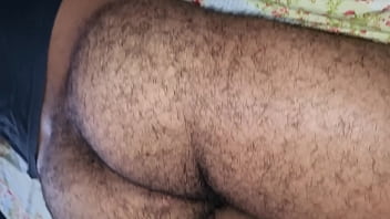 video мой двоюродный брат приходит домой пораньше и шлепает меня по заднице sex