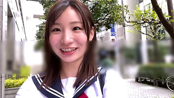video ハメ撮り　現役吹奏楽部18才とおじさんがセックスおっさんちんぽをフェラチオするとまんこがビチョ濡れ黒髪清楚系優等生jkの想定外すぎる絶頂sex httpsbitly3i7sj42 sex