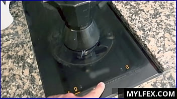 video mylfexcom пухлую милфу прервали во время принятия ванны монтсе свингер хави фото sex