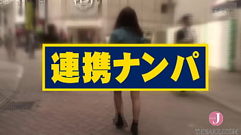 video 尤里和绫香四人一组生阴道内射精与在涉谷捡到的姑娘们 在道玄坂的一家爱情旅馆说我喜欢大的 我喜欢舔它我的男朋友会对我生气的 你千万不要把今天的事情告诉你的男朋友 介紹 sex