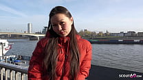 video немецкий скаут азиатская девушка с большим клитом луна первый лизает жизнь и трахается на реальном уличном кастинге sex