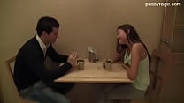 video 18летняя модель сосет хуй sex