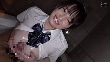 video gカップ発育途中のむちむち制服女子ローションでぬるぬる過ぎてエロい自慢のデカパイを使ったパイズリで興奮しまくりマン汁なのかわからないぐらいぐっしょりなおまんこは名器そのもの sex