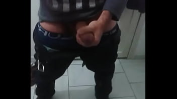 video 私のチンポの慈悲を待っている男の子を縛った sex