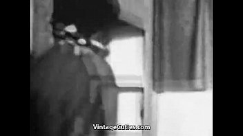 video девочки просто должны угодить этому офицеру sex