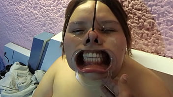 video с членом в лицо и спермой в глазах sex