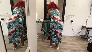 video длинное платье можно задрать и в анал зрелой вставить член sex