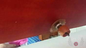 video поймал засовывание большого дилдо в мою задницу молодой парень очень хорошо трахает меня своим большим членом sex