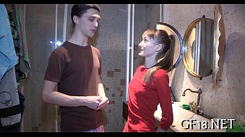 video сексуальная привлекательность крошки с круглой задницей sex