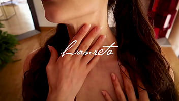 video 私の顔にあなたのボールを置いてください彼女の潮吹きマンコと喉が激しく犯されたアマチュアlanreta sex