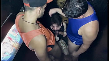 video шлюха kinky chaser попросила встретиться с секскабинками мы пошли туда трахаться завершение на красном sex