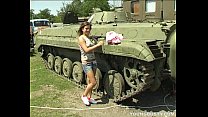 video грудастая тинка alexa мастурбирует игрушкой щель в танке sex