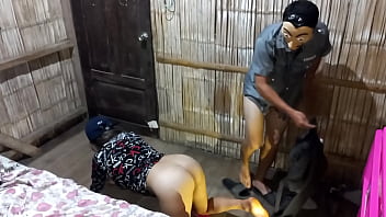 video мачеха поглощает молоко своего 18летнего пасыня в разгар сексуального кризиса мужарогоносца настоящее домашнее sex