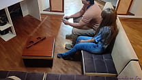 video я пользуюсь возможностью чтобы покататься на рожке моего парня с моим шурином который трахает меня сзади моего sex