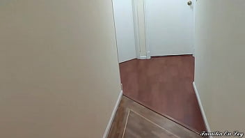 video моя племянница не очень умна и я пользуюсь случаем чтобы обмануть ее sex