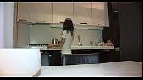 video 見知らぬ人がトランクを脱いでスタート sex