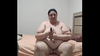 video кулмарина более злобная зрелая шлюха каждый день трахает штатив своей камеры sex