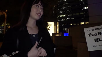 video httpsbitly3mspy5o　amateur pov 도쿄에서 뭐해 남자친구와 헤어진 지 얼마 되지 않은 소녀는 마음이 허전하고 보지가 텅 비어 있다 오늘의 섹스는 강한 성적 욕망으로 그녀를 위로했다 sex