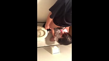 video мучимучи замужняя женщина после того как мы с женой заснули в туалете у меня был липкий любовный секс на футоне sex