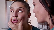 video мачеха с большими сиськами доминирует над падчерицей sex