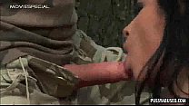 video брюнетка сосет член и анально трахается на улице sex