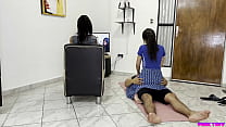video сводная сестра моей подруги делает мне горячий массаж sex