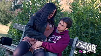 video мамочка ищет новичков публичный минет и грязный секс sex