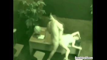 video секретарша хватает член и делает минет трахаясь хардкорно sex