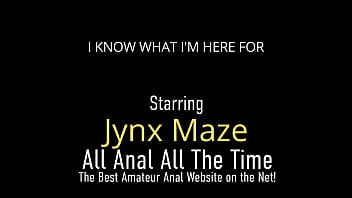 video задница симпатичной брюнетки jynx maze упакована в ее маленькую шоколадную морскую звезду sex