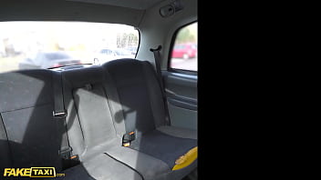 video fake taxi симпатичная молодая итальянская брюнетка с дерзкими натуральными сиськами маленькой мягкой задницей и sex