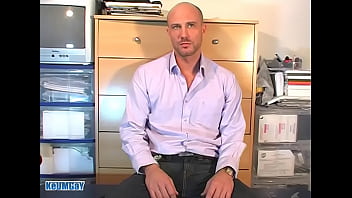 video true str8 dad agreed to expose him naked but a guy did more as planed sex