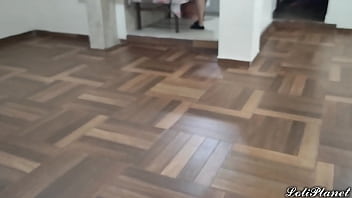 video 継父は家で二人きりのときキッチンで私を性交するのが好き 私は自分が彼の性奴隷だと感じるのが好き sex