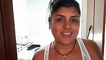 video моя мачеха прерывает меня пока я в ванной она возбуждена и хочет мой член sex