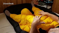 video трахаюсь с переполненным пуховиком nautica пока не кончу sex
