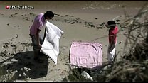 video еще одна сцена той же пары на пляже sex