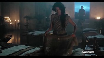 video 角質milfはウェブカメラでおもちゃをマスターベーションします sex