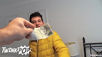 video he is on his way to buy cigarettes when he bumps into this guy whos willing to give him extra love twink pop sex