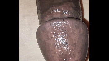 video молодая женщина с мокрой киской раком крупным планом sex