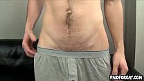 video dritto fusto amatoriale fa un pompino per un po di soldi sex