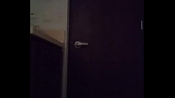 video за учительницей английского подсмотрели в ванной университетского писсинга sex