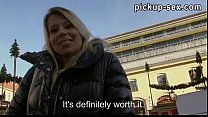 video eurobabeadrienneが見知らぬ人とお金のために犯された sex