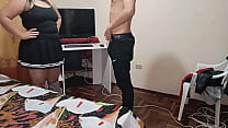 video шпионю за моей сводной сестрой пока она раздевается в своей комнате мне нравится смотреть как я мастурбирую пока я sex