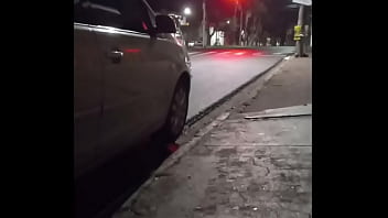 video у дверей моего дома сидела горячая замужняя брюнетка жаждущая надрать ей задницу потому что рогоносец был голым на sex