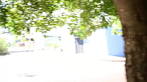 video 隣人が夫と浮気しているのを路上で見つけたのでセックスさせてくれと言いましたすると建設現場に連れて行かれその後彼女は尻を差し出されました sex