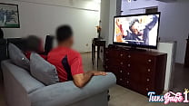 video друг моего мужа заставляет меня кончить а мой мужкуколд чуть не застал нас за его спиной sex