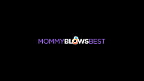 video mommyblowsbest грудастые большие сиськи мачехи снаружи пока она сосет мой член sex