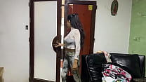 video 義理の弟が遊びに来ているとは知らず夫がいないのをいいことにこっそりセックスしてみました sex