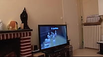 video возбужденная сучка сосет член старого извращенца и получает двойное проникновение sex