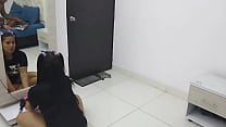 video мой отчим учит меня играть так как он делает каждую ночь пока я слушаю и дозирую мне вкусный оргазмчасть 1 sex
