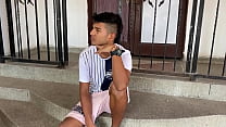 video мы со сводной сестрой играем в горячие челленджи на крыльце дома sex